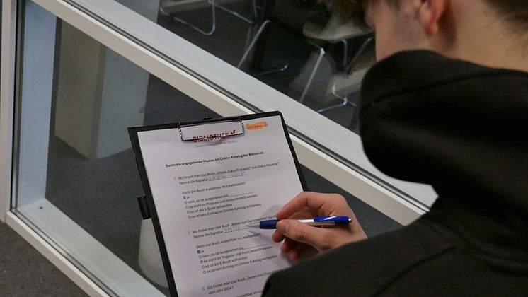 Zukunftstag 2025 an der Universität Vechta | Schülerinnen und Schüler erkunden unterschiedliche Berufsfelder an der Hochschule