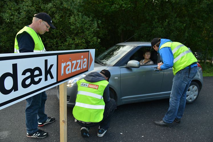 Dækrazzia skal gøre bilisterne mere opmærksomme på vigtigheden af gode dæk.