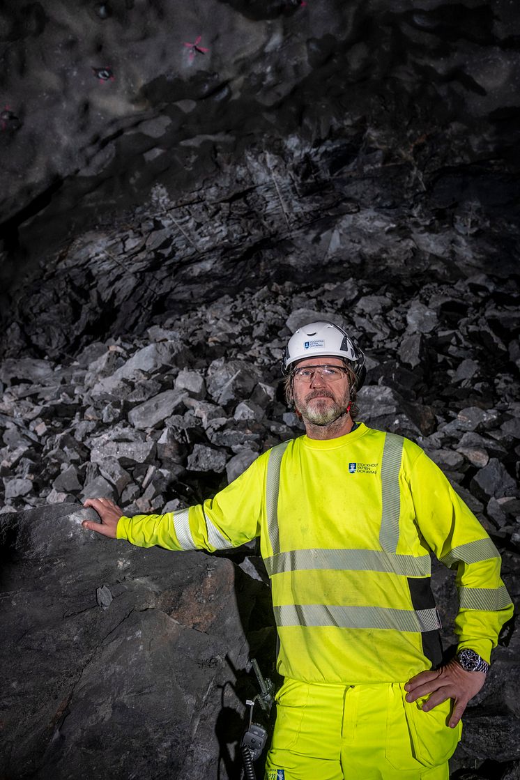 SVOA SFA 241204 Projektledare Tomas Hård Tunnel genomslag Elosha╠êll spra╠êgning 4823 --5845.jpg