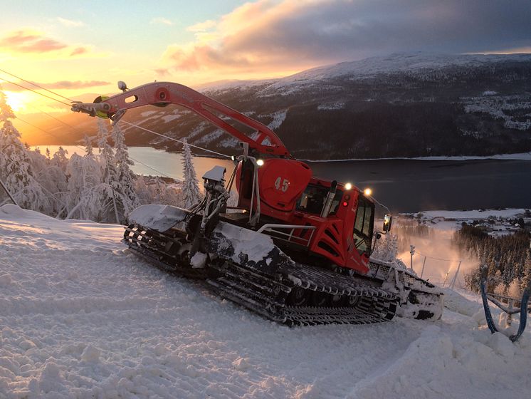 Preparation FIS Alpine Ski World Cup Åre