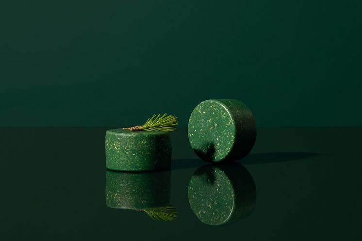 Sustainable Sulapac jars stand out