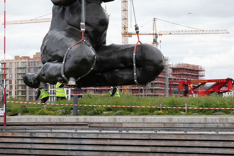 The Mother by Tracey Emin coming home in Oslo