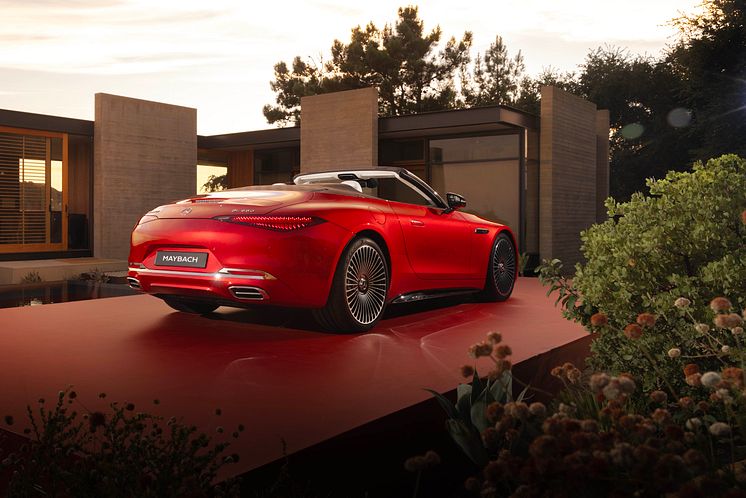 Mercedes Maybach SL 680 Monogram Series 