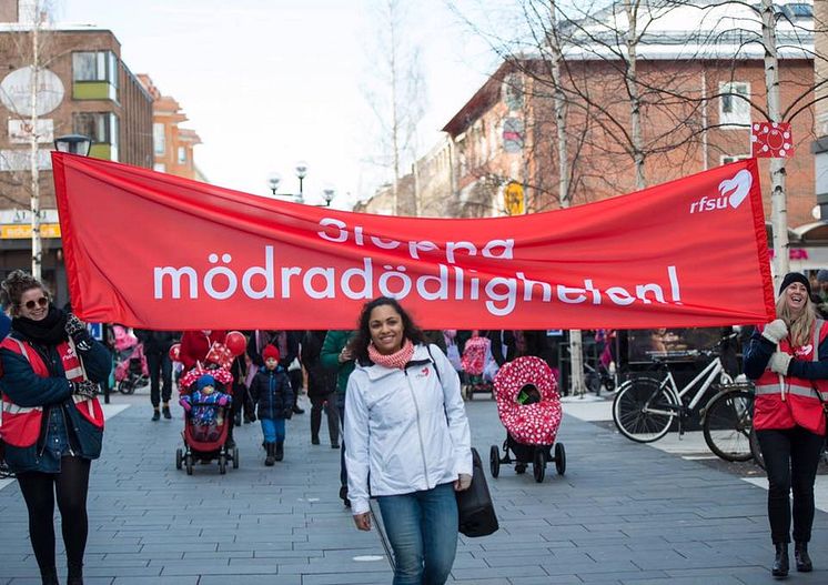 Barnvagnsmarsch Umeå Banderoll