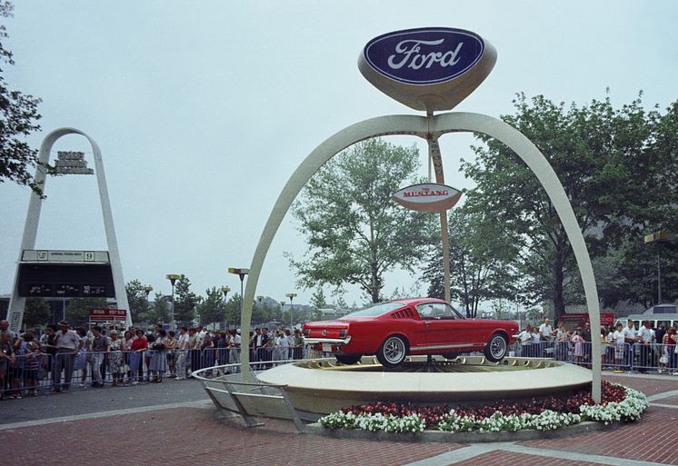 1964_Worlds_Fair_Ford_Exhibit_1965_Mustang_neg_CN3430-805.jpg