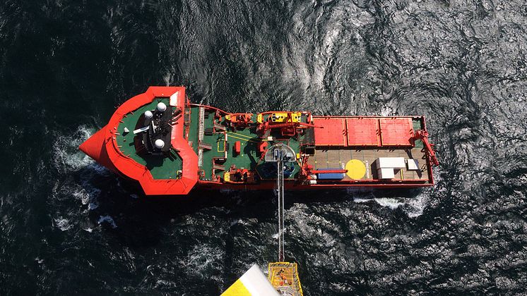 'Esvagt Faraday' in offshore wind farm