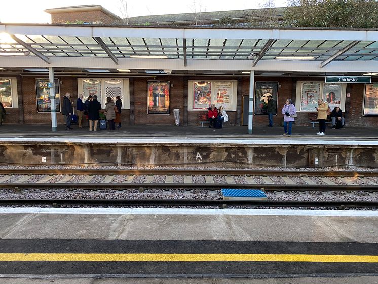 Chichester new benches