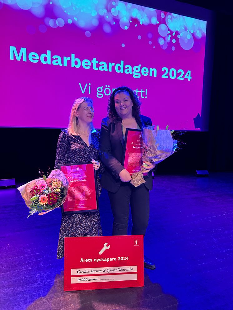 Caroline Jansson och Sylwia Olzsewska.jpeg
