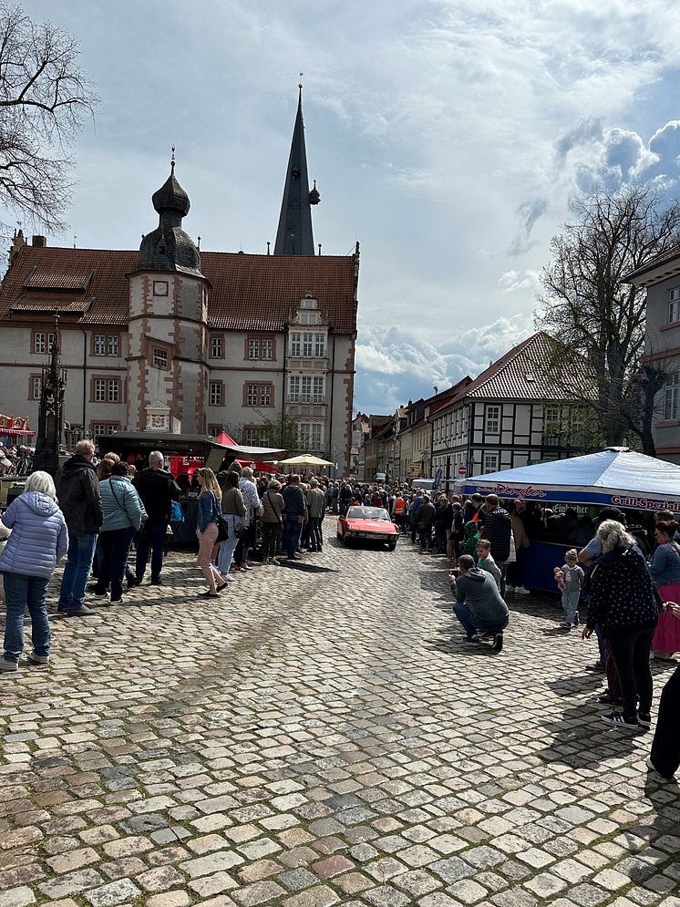 Frühlingsmarkt & Autoschau in Alfeld.jpg