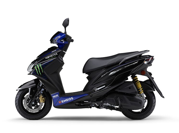 2019072501_002xx_CYGNUS-X_Monster_Energy_Yamaha_MotoGP_Edition_ブラックメタリックX_2_4000