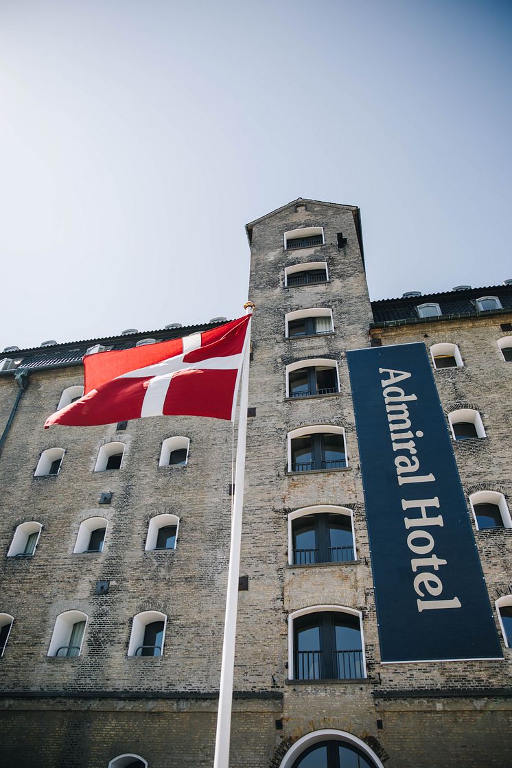 Admiral Hotel