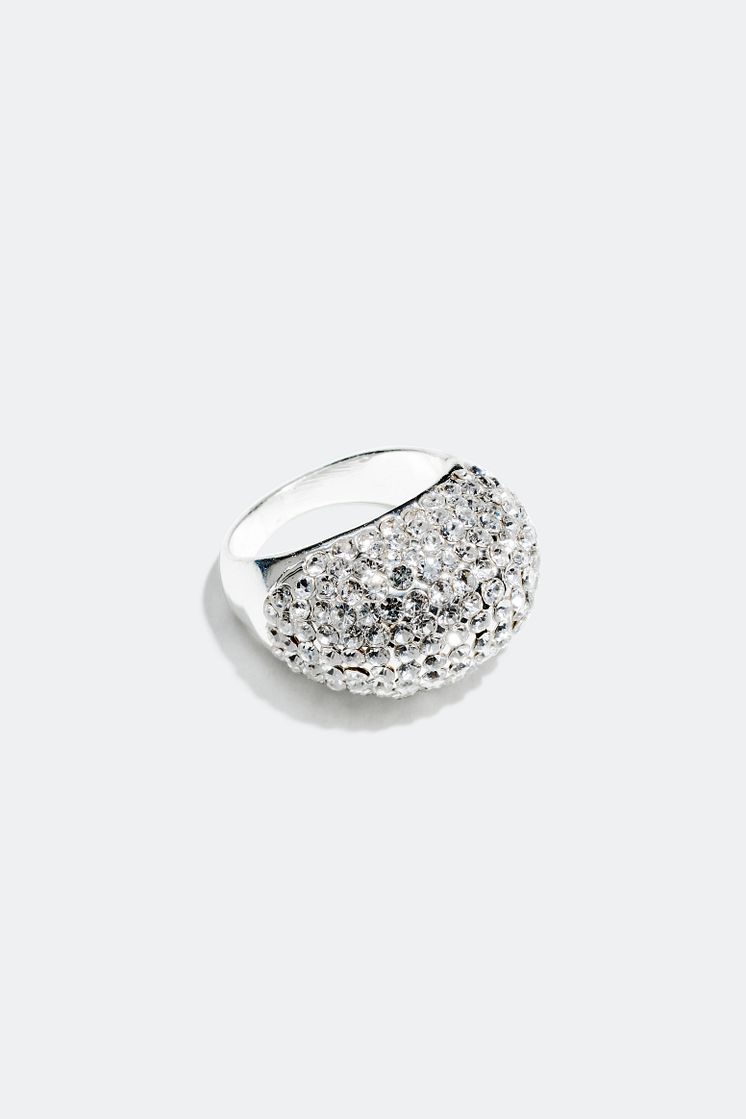 Ring with rhinestones