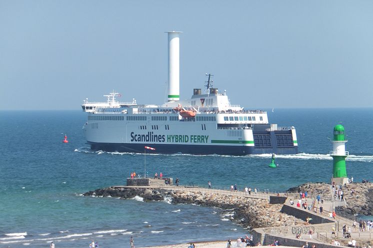 Berlin_rotor sail_Warnemünde