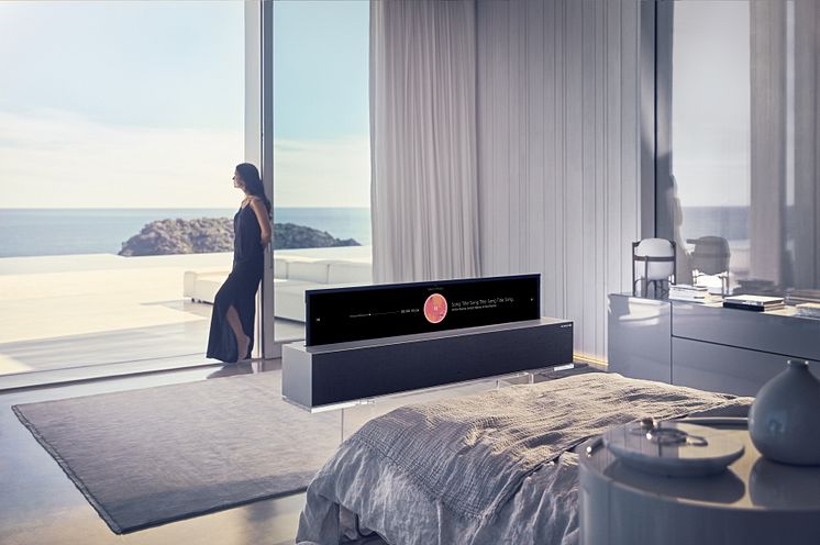 LG SIGNATURE OLED TV R (modell 65R9)