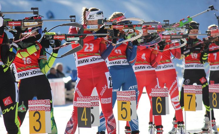 Fanny fellesstart stående skyting Pokljuka