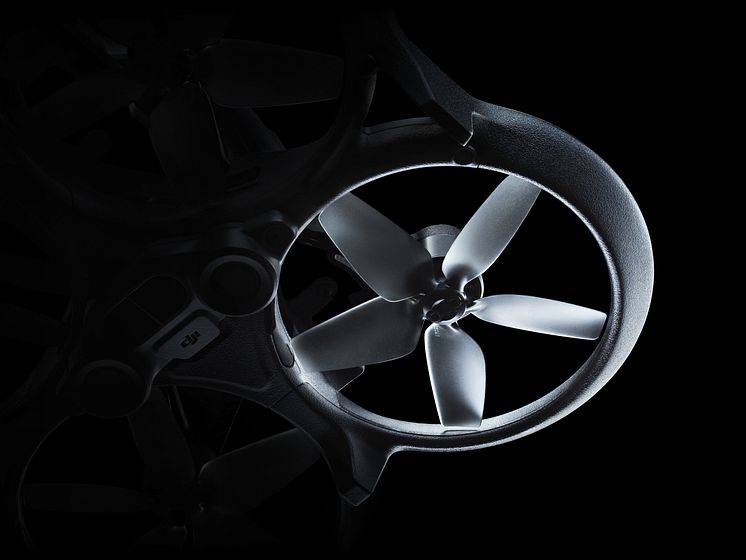 DJI Avata - Key Visual 5 (propeller guard)