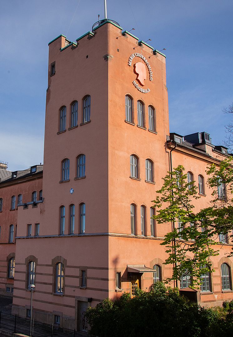 MCHS Campus Ersta stående