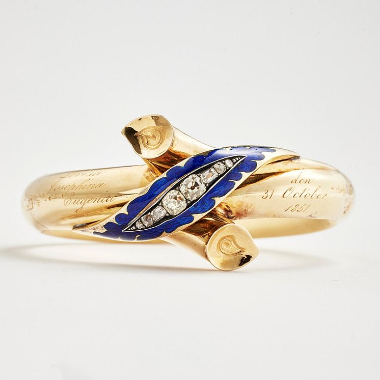 Armring av Christian Hammer