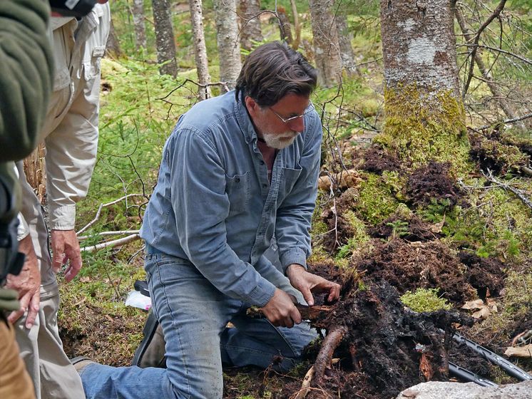 01_08_TheCurseOfOakIsland_S06