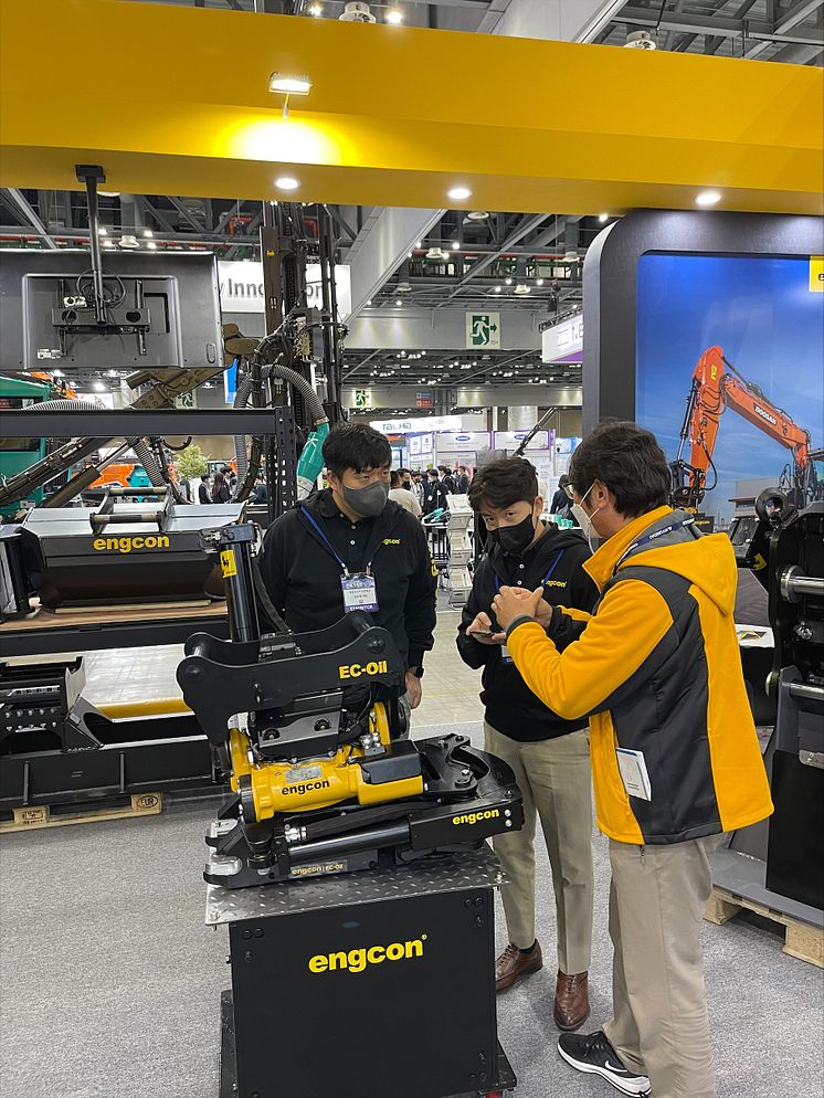 engcon Korea_maskinmesse_2.jpeg