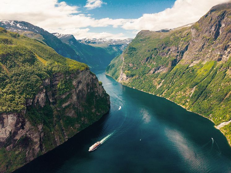 Norway_Geirangerfjord_Summer_HGR_163733_1920_Photo_Getty_Images