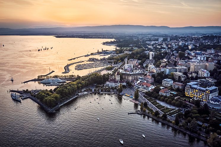 ST_3x2_Lausanne-sunset_(c)Schweiz Tourismus : Colin Frei