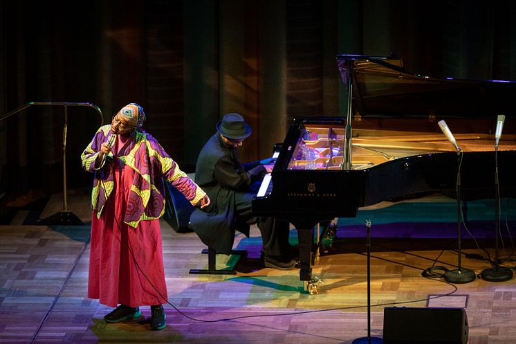 Cécile McLorin Salvant