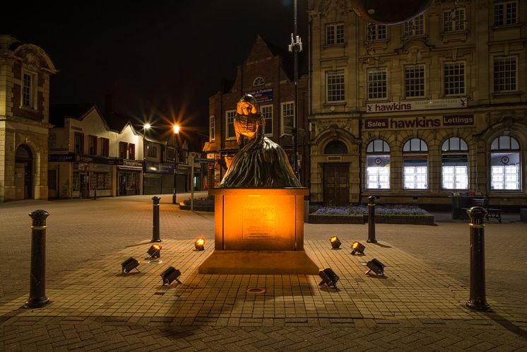 George Eliot statue