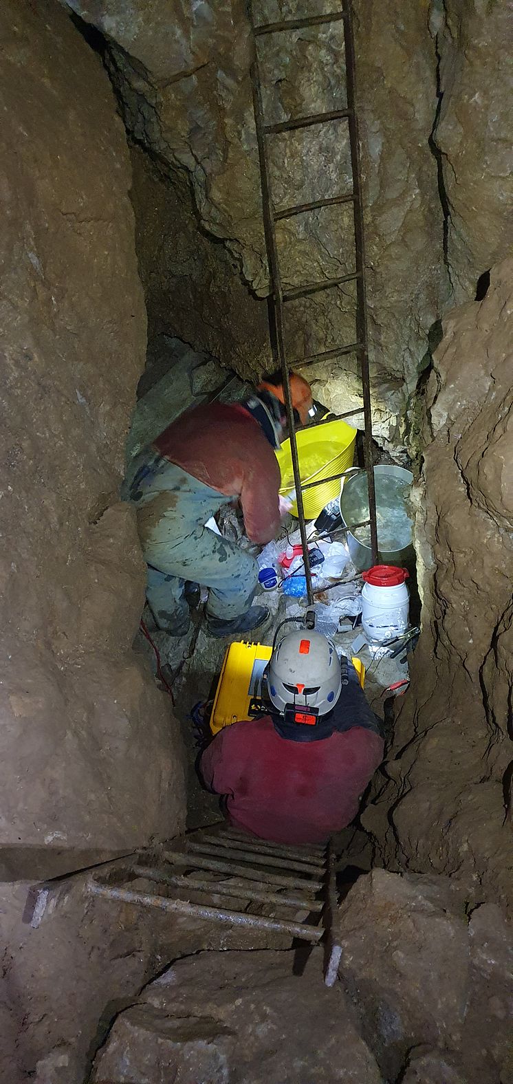 Researchers collecting samples from limestone bedrock deep below the ground in Goodluck Mine, Derbyshire (credit J. White)