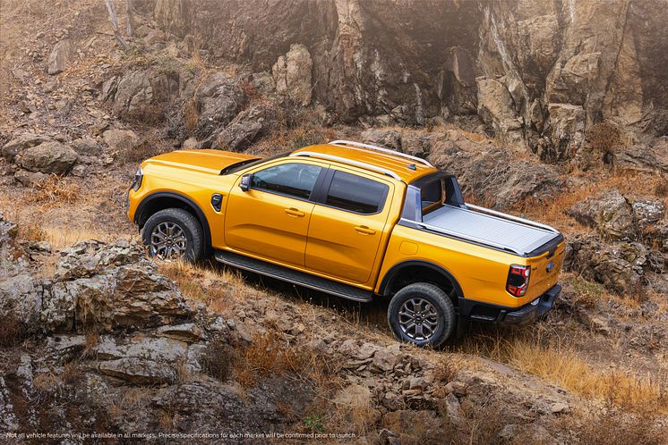 2022Ford_NextGenRanger_Wildtrak_side.jpg