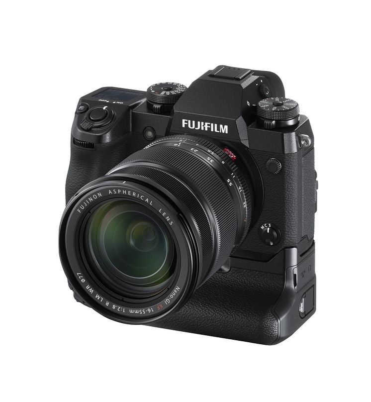 FUJIFILM X-H1 with XF16-55 F2.8 and Vertical Power Booster Grip VPB-XH1