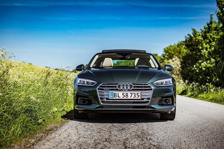 Audi A5 Cabriolet (Gotlandsgrøn) front