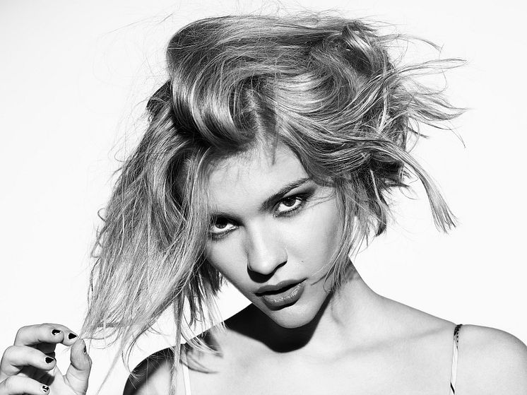 Tove Styrke Pressbild