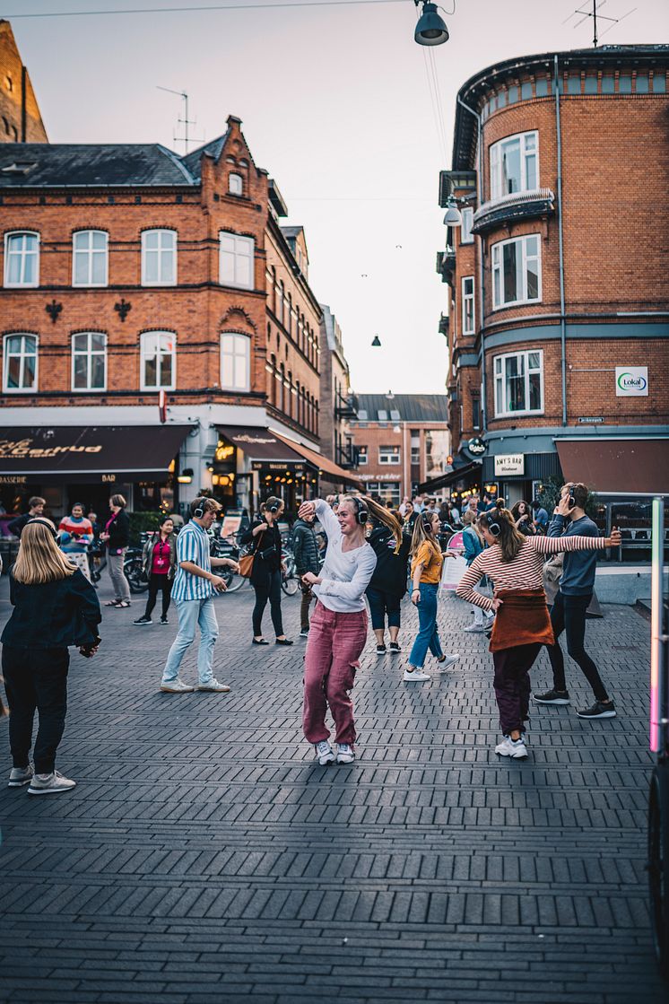 Liv i Odenses gader_kredit_VisitOdense.jpg
