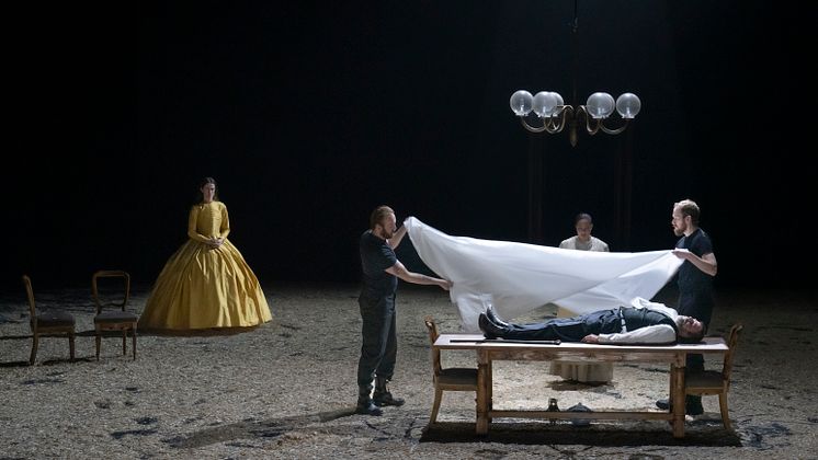 Framsyningsfoto, Lady Macbeth