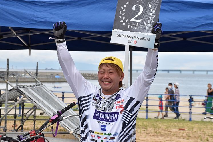 2022082203_010xx_JTR_Rd5_野崎選手_4000