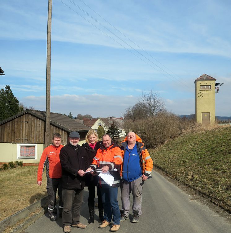 Bayernwerk stellt Baumaßnahme im Mähringer Ortsteil Großkonreuth vor.