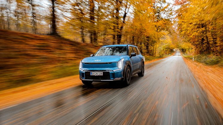 kia_ev9_-2.jpg
