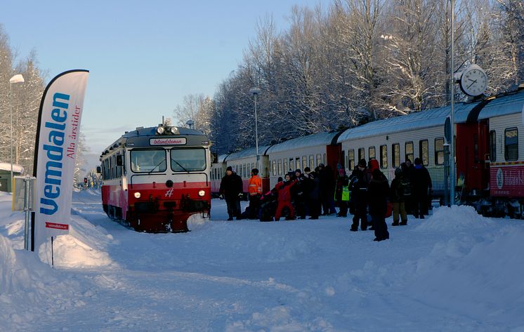 Snälltåget och Snötåget i Röjan