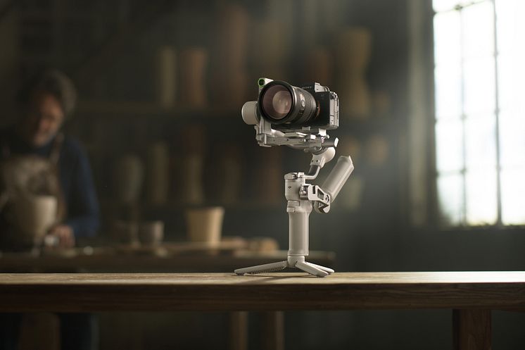 RS 4 Mini Combo  Pottery Profile Photo with Black Camera（Frontward）.jpg