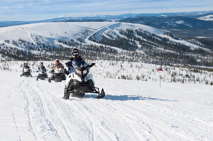 Stöten snöskoter 201718 8508