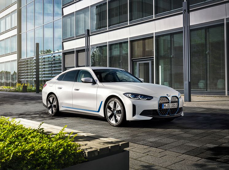 Helt nye BMW i4