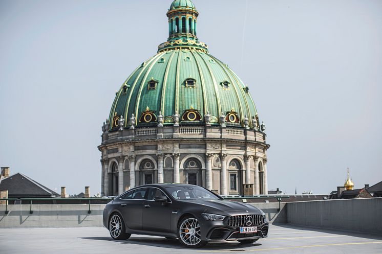 Mercedes-AMG GT 63 s