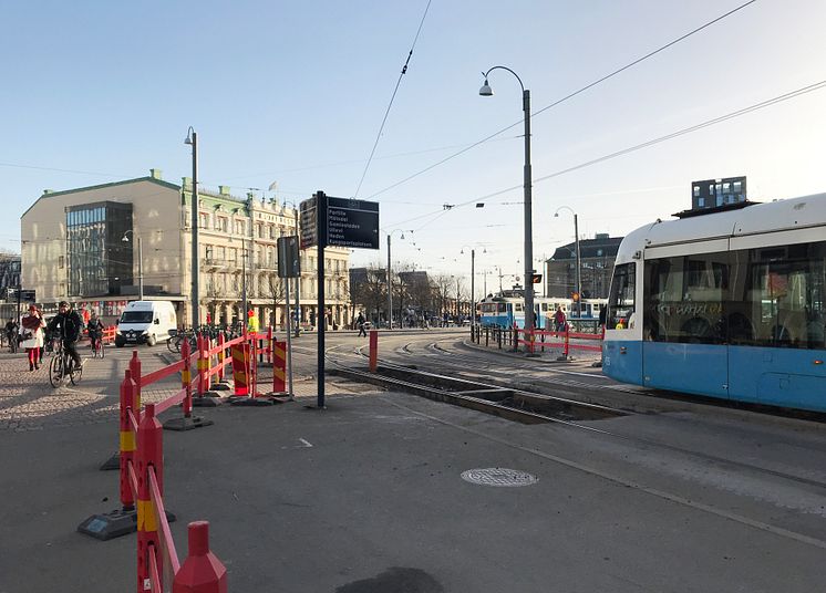spårarbete vid Drottningtorget påverkar många linjer.jpg