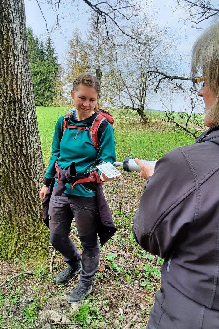 Befestigung der Markierung mithilfe Silikon_Foto TVE