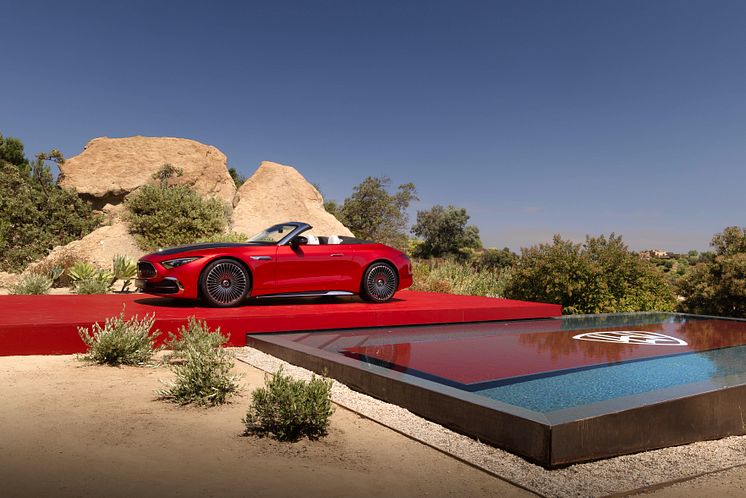 Mercedes Maybach SL 680 Monogram Series 