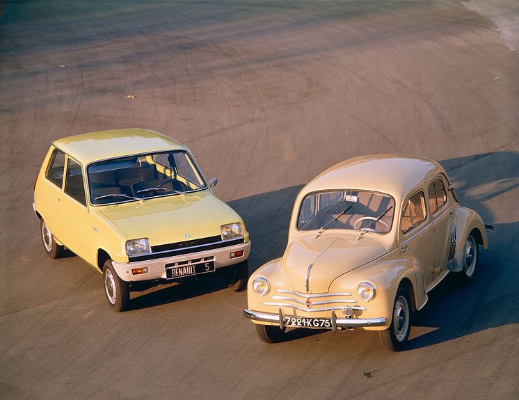 Renault takes to the track for the 2022 edition of Le Mans Classic (2)