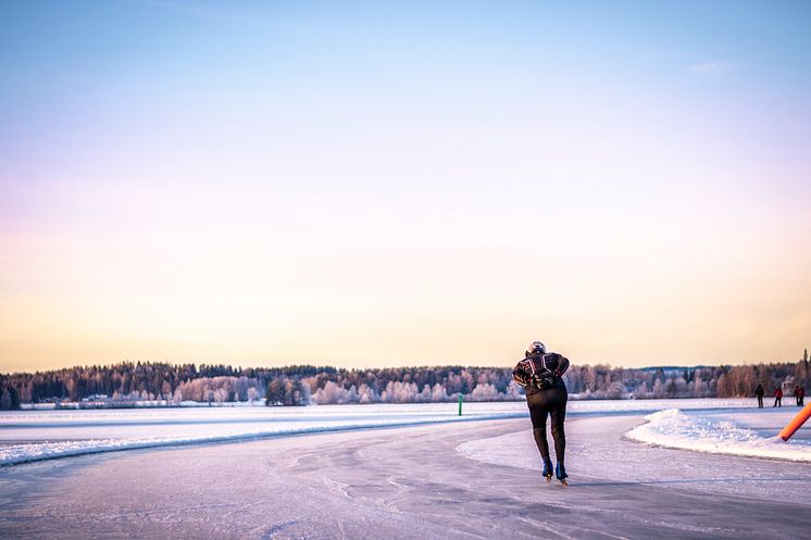 Långfärdsskridskor_Foto-VisitDalarna