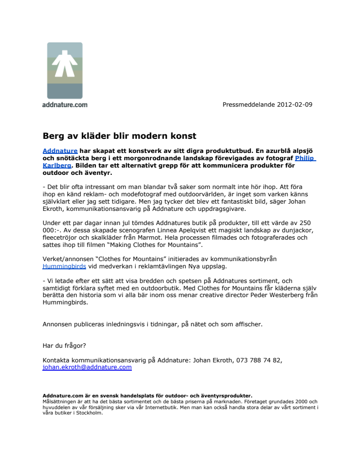 Berg av kläder blir modern konst