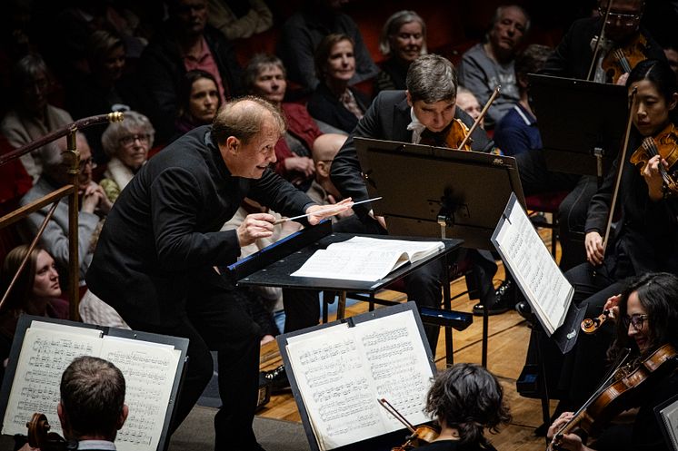 Barcelonas Symfoniorkester, Ludovic Morlot och Fleur Barron